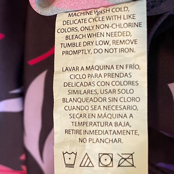 Eddie‎ Bauer Ruched Shaping Swimsuit M Purple Floral Flattering Summer Vacation - Picture 6 of 8